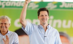 Daniel Vilela venceria eventual segundo turno com vantagem de até 38 pontos, mostra Quaest