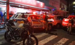 Foragido foge após perseguição e confronto com a PM em Uberlândia; casal e comparsa são presos por tráfico Foragido foge após perseguição e confronto com a PM em Uberlândia; casal e comparsa são presos por tráfico