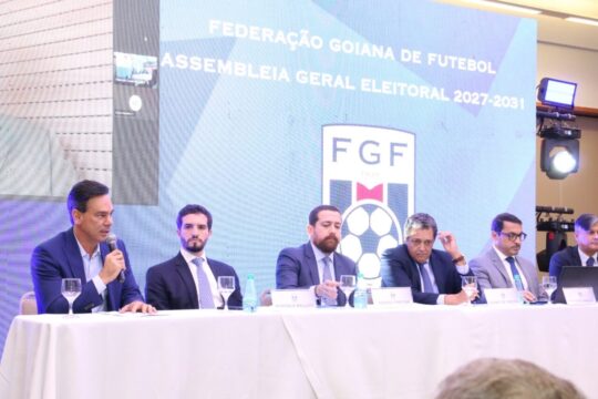Governo de Goiás anuncia medidas de apoio ao futebol goiano