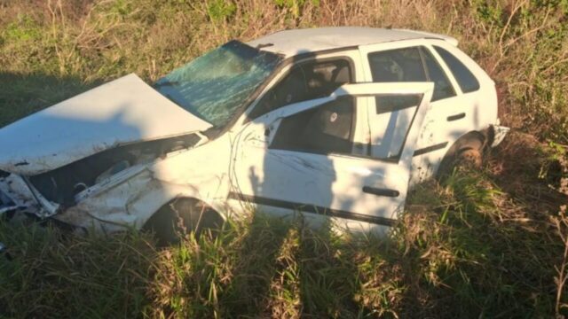 Motorista fica ferido após saída de pista na GO-330 entre Urutaí e Pires do Rio