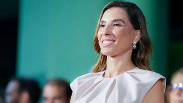Primeira-dama de Goiás, Iara Vilela, participa da entrega de 895 cartões de programas sociais em Catalão nesta quarta-feira