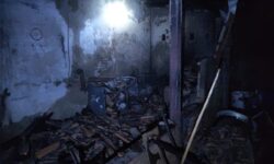 Incêndio atinge residência e deixa morador ferido durante a madrugada em Goiandira Incêndio atinge residência e deixa morador ferido durante a madrugada em Goiandira