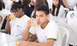 Governo de Goiás orienta escolas sobre medidas durante período de calor intenso Governo de Goiás orienta escolas sobre medidas durante período de calor intenso