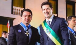 Secretário de Infraestrutura de Goiás, Ricardo de Oliveira Silva recebe Medalha da Ordem do Mérito Tiradentes Secretário de Infraestrutura de Goiás, Ricardo de Oliveira Silva recebe Medalha da Ordem do Mérito Tiradentes