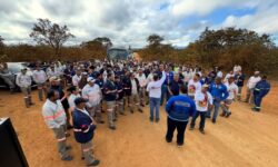 Metabase apoia trabalhadores durante assembleia em mineradora de ouro em Porteirinha Metabase apoia trabalhadores durante assembleia em mineradora de ouro em Porteirinha