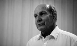 Roberto Silva, o Roberto Tiú, morre aos 65 anos em Catalão Roberto Silva, o Roberto Tiú, morre aos 65 anos em Catalão