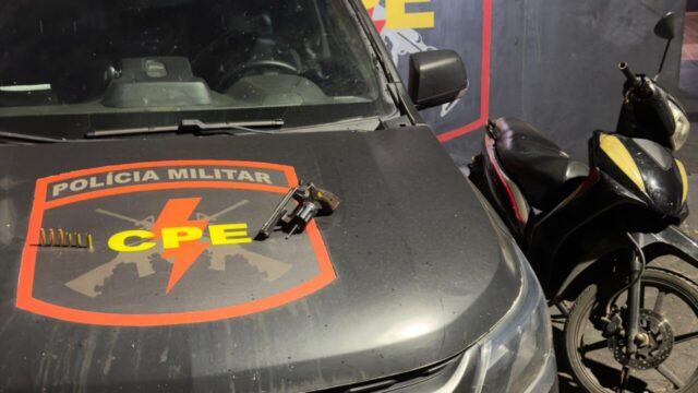 Suspeito fica ferido em confronto com a Polícia Militar durante recuperação de moto furtada em Morrinhos