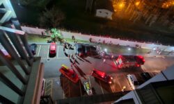 Incêndio atinge apartamento no 8º andar de prédio em Uberlândia Incêndio atinge apartamento no 8º andar de prédio em Uberlândia