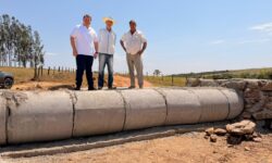Corumbaíba avança com obras de manilhamento e melhorias nas estradas rurais Corumbaíba avança com obras de manilhamento e melhorias nas estradas rurais