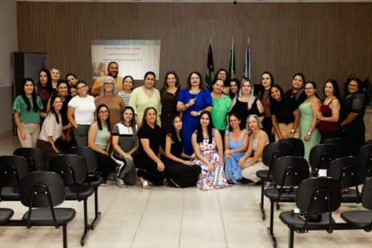 Equipe da Educação de Cumari participa de treinamento sobre ética e postura profissional