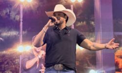 Nando Moreno encerra programação oficial dos 167 anos de Catalão com show Nando Moreno encerra programação oficial dos 167 anos de Catalão com show