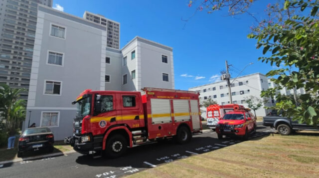 Explosão seguida de incêndio em apartamento deixa mulher ferida em Uberlândia
