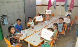 Rede Municipal de Ensino de Catalão inicia o segundo semestre com 9,4 mil alunos de volta às salas de aula Rede Municipal de Ensino de Catalão inicia o segundo semestre com 9,4 mil alunos de volta às salas de aula