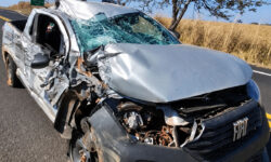 Motorista perde controle e bate na traseira de bitrem na GO-210, próximo a Corumbaíba Motorista perde controle e bate na traseira de bitrem na GO-210, próximo a Corumbaíba