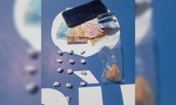 Homem é preso suspeito de tráfico de drogas dentro de residência em Davinópolis Homem é preso suspeito de tráfico de drogas dentro de residência em Davinópolis