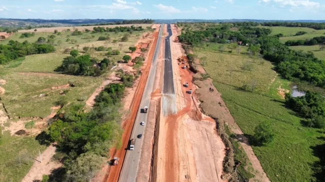 Obras alteram trânsito na GO-330 entre Catalão e Ipameri; veja como fica