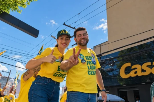 Esposa de Amilton Filho, Ana Caroline de Faria será candidata a deputada estadual