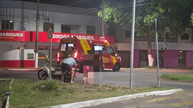 Acidente entre carro e moto deixa motociclista ferido em Catalão