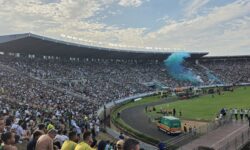 Final entre Uberlândia e ASA reúne 36.533 torcedores, bate recorde de público da Série D 2026 e supera jogos da Série A no Parque do Sabiá Final entre Uberlândia e ASA reúne 36.533 torcedores, bate recorde de público da Série D 2026 e supera jogos da Série A no Parque do Sabiá