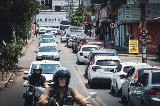 Comércio de veículos e peças em Goiás cresce quase cinco vezes da média nacional