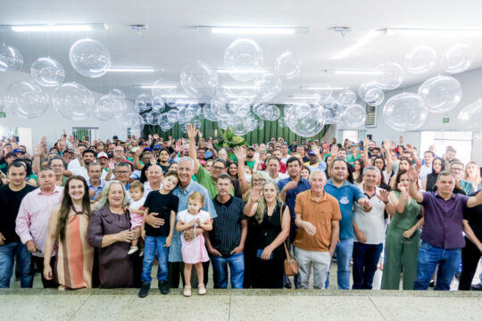 Velomar Rios completa 67 anos e reúne diversas pessoas em café da manhã especial em Catalão