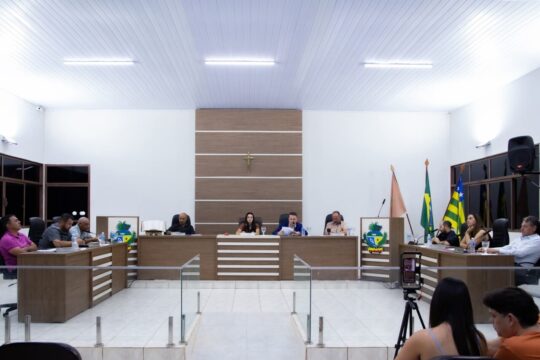Vereadores apresentam propostas para melhorias no esporte e inclusão de crianças com deficiência em Ouvidor