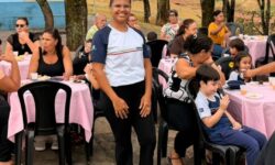 Projeto literário reúne crianças e avós em café da manhã no Parque Ecológico de Cumari