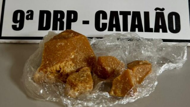 Operação da Polícia Civil apreende crack e termina com mulher presa em Davinópolis