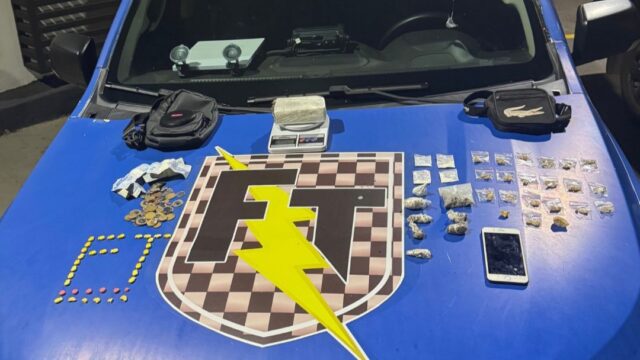 PM apreende maconha, ecstasy, crack e cocaína durante abordagem em Nova Aurora