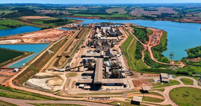 EuroChem suspenderá temporariamente contratos de cerca de 450 trabalhadores em Serra do Salitre
