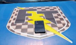 Força Tática prende dois suspeitos e recupera celular no Bairro Santo Antônio, em Catalão Força Tática prende dois suspeitos e recupera celular no Bairro Santo Antônio, em Catalão