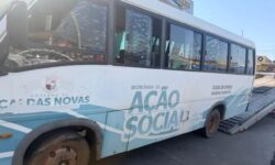 Homem bebe e furta ônibus da Prefeitura de Caldas Novas para buscar amigos usuários de drogas Homem bebe e furta ônibus da Prefeitura de Caldas Novas para buscar amigos usuários de drogas