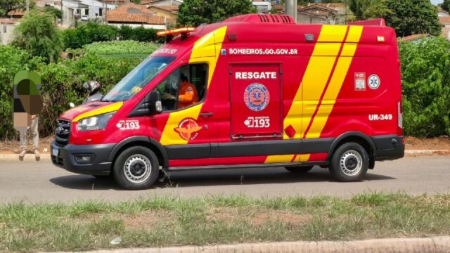 Em Catalão, criança de 9 anos fica ferida após perder o controle da bicicleta e bater contra poste