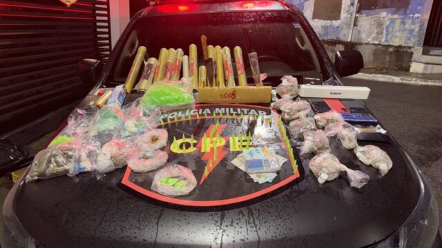 CPE prende dois, apreende 1,8 kg de drogas e causa prejuízo de R$ 30 mil ao crime em Ipameri