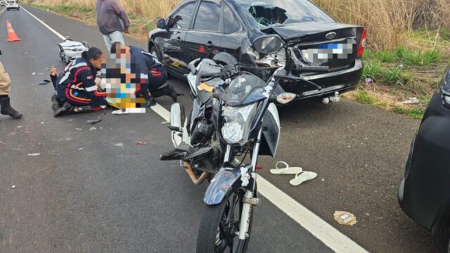 Motociclista fica ferido após bater na traseira de carro no Anel Viário Sul, em Uberlândia