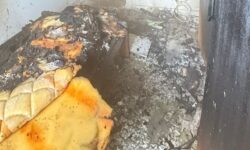 Fogo destrói móveis de apartamento no bairro Santa Mônica em Uberlândia