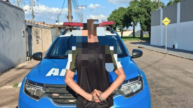 Homem com mandado de prisão por furto é preso na Vila Cruzeiro, em Catalão