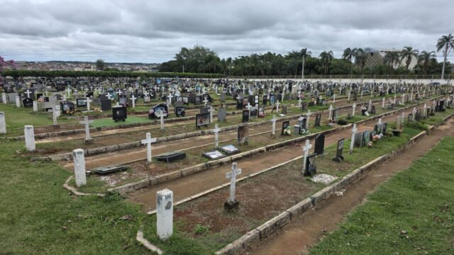Cemitérios de Catalão estão preparados para receber visitantes no Dia de Finados; confira horários e missas