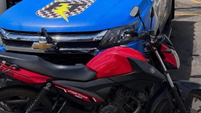 Motocicleta com restrição é recuperada pela PM no Setor Universitário, em Catalão