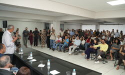 Prefeitura de Catalão dá posse a 56 novos servidores da saúde aprovados em concurso público Prefeitura de Catalão dá posse a 56 novos servidores da saúde aprovados em concurso público