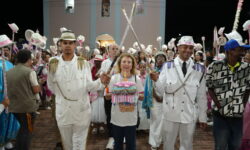 Encerramento da Festa do Rosário de Catalão marca 150 anos com entrega de coroa e atos tradicionais Encerramento da Festa do Rosário de Catalão marca 150 anos com entrega de coroa e atos tradicionais
