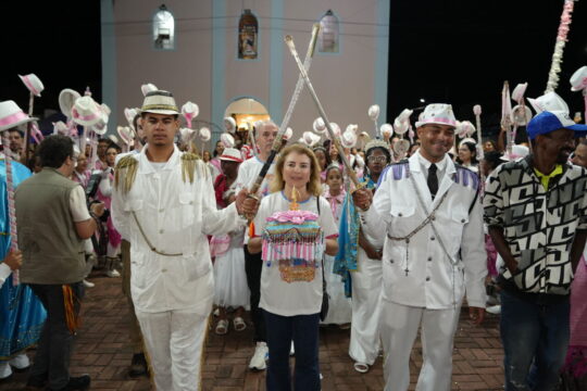 Encerramento da Festa do Rosário de Catalão marca 150 anos com entrega de coroa e atos tradicionais