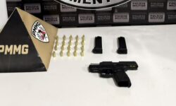 Homem apontado pela PM como liderança do PCC é preso com pistola de numeração raspada em Araguari Homem apontado pela PM como liderança do PCC é preso com pistola de numeração raspada em Araguari