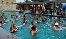 Idosos participam de programação especial no Alpha Clube, em Corumbaíba