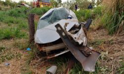 Cinco pessoas morrem nas rodovias federais de Goiás durante o feriado de Nossa Senhora Aparecida Cinco pessoas morrem nas rodovias federais de Goiás durante o feriado de Nossa Senhora Aparecida