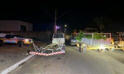 Dois homens são presos após polícia encontrar três reboques com sinais de adulteração em Araguari