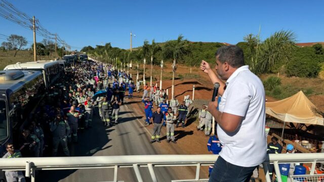 Metabase faz protesto na CMOC Chapadão e cobra apuração de denúncias de assédio moral