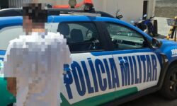 Polícia Militar prende suspeito de furto e recupera celular em hotel em Pires do Rio Polícia Militar prende suspeito de furto e recupera celular em hotel em Pires do Rio