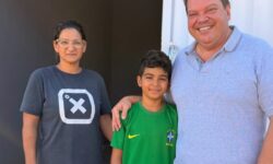 Prefeito Wísner Araújo vai realizar sonho de criança de ter o próprio quarto em Corumbaíba Prefeito Wísner Araújo vai realizar sonho de criança de ter o próprio quarto em Corumbaíba