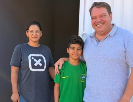 Prefeito Wísner Araújo vai realizar sonho de criança de ter o próprio quarto em Corumbaíba